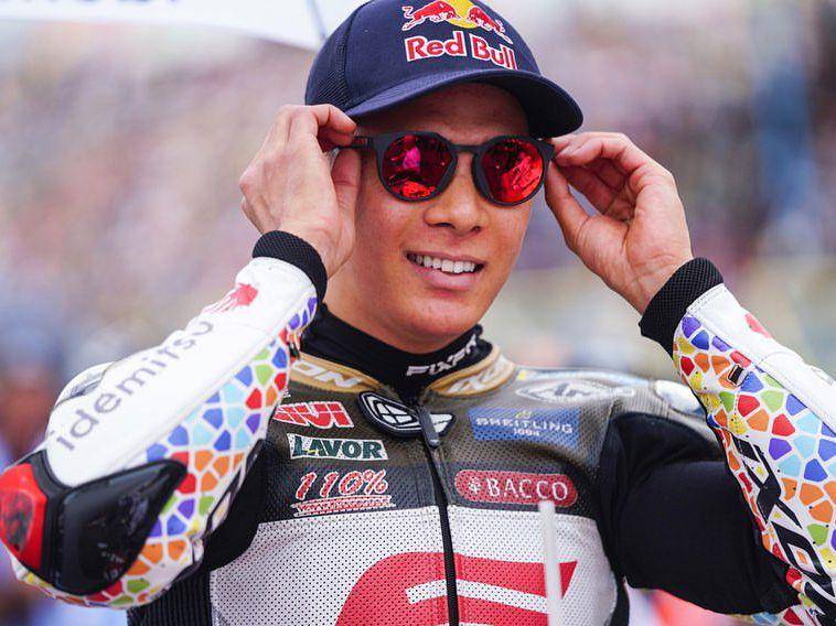 Takaaki Nakagami (instagram.com/takanakagami)