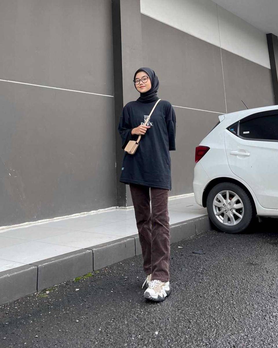 padu padan outfit nonton konser ala selebgram Wanda Hamidah (Instagram.com/wandahamidah_h)