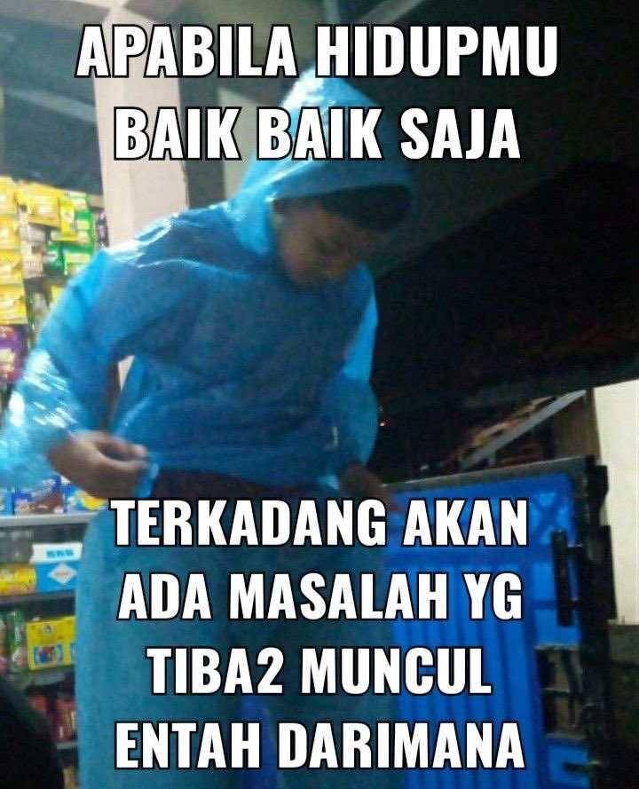 meme lucu meratapi kesedihan (twitter.com/kindashiny)