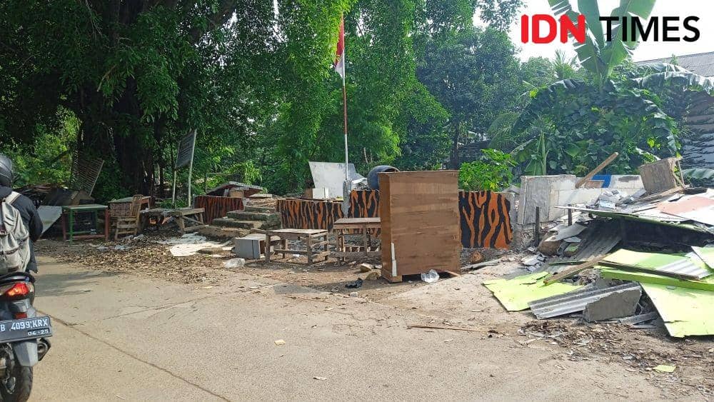 Sempat Tak Tergusur, Markas Ormas di Bekasi Akhirnya Rata dengan Tanah