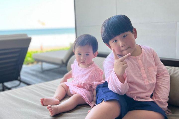 Siap Punya Adik Lagi, 10 Potret Kompak Kedua Anak Marcus Gideon