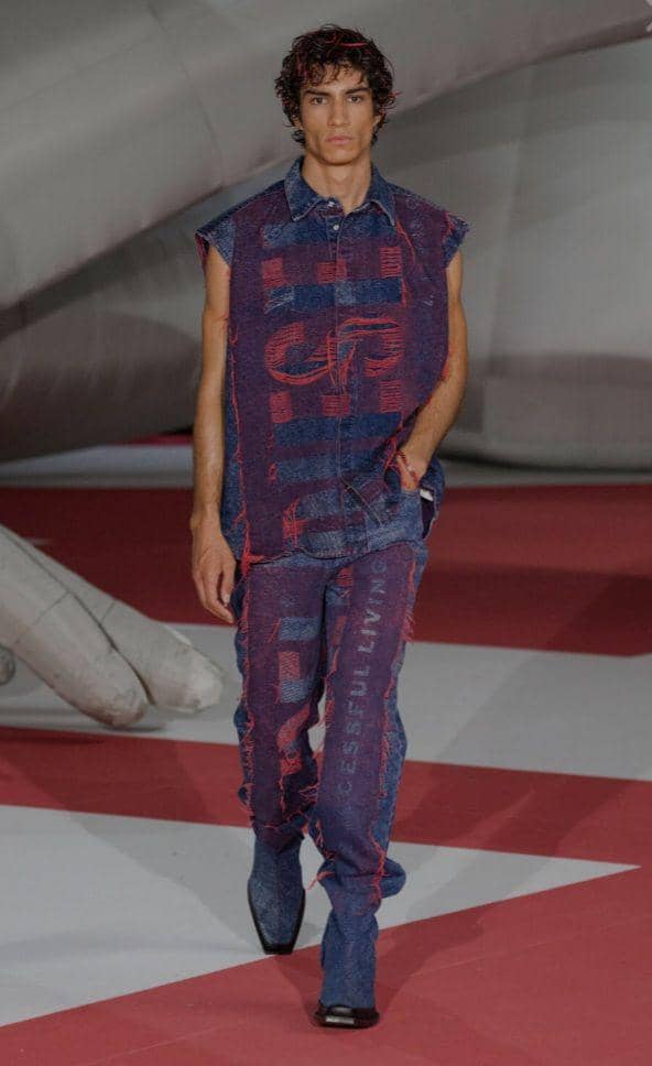Koleksi Fashion dari Diesel di Milan Fashion Week Women's Spring/Summer 2023 (milanofashionweek.cameramoda.it)