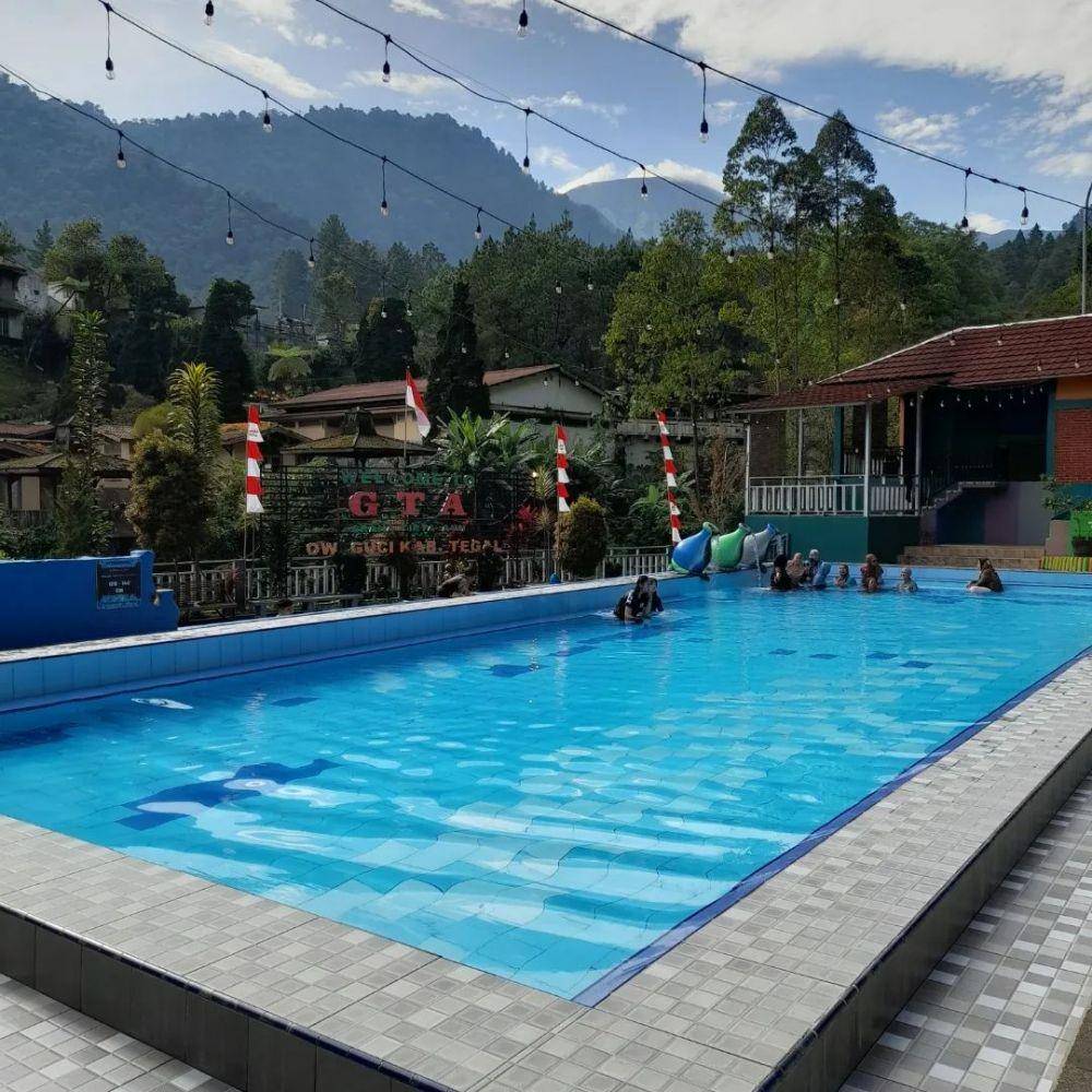 Kolam Renang Graha Tirta Ayu (instagram.com/sigit_permono)