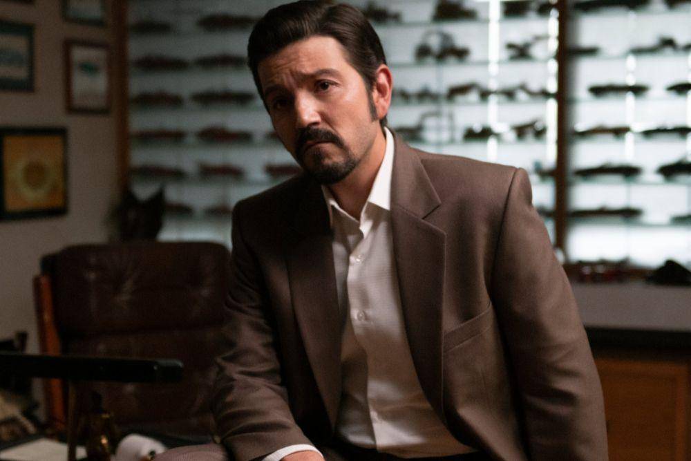Diego Luna dalam serial Narcos: Mexico (dok. Netflix/Narcos: Mexico)