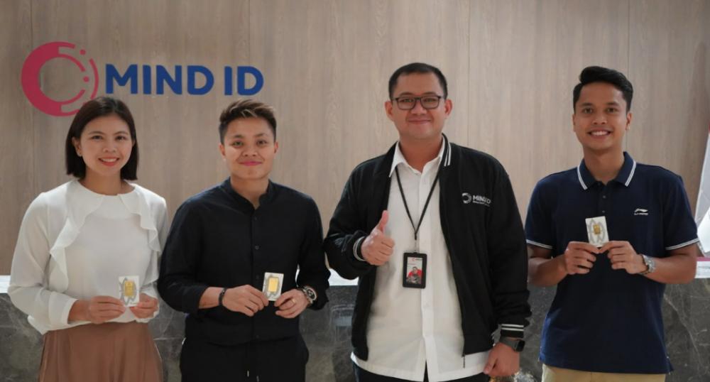 Dukung Olahraga, MIND ID Berikan Logam Mulia ke Atlet Berprestasi