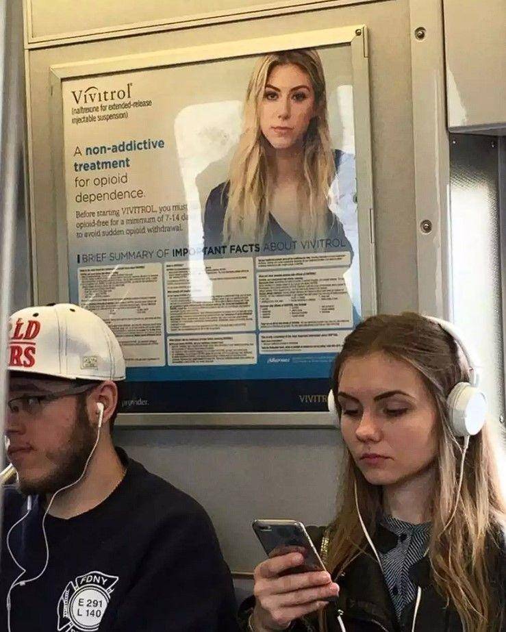gak sengaja mirip model (instagram.com/subwaycreatures)
