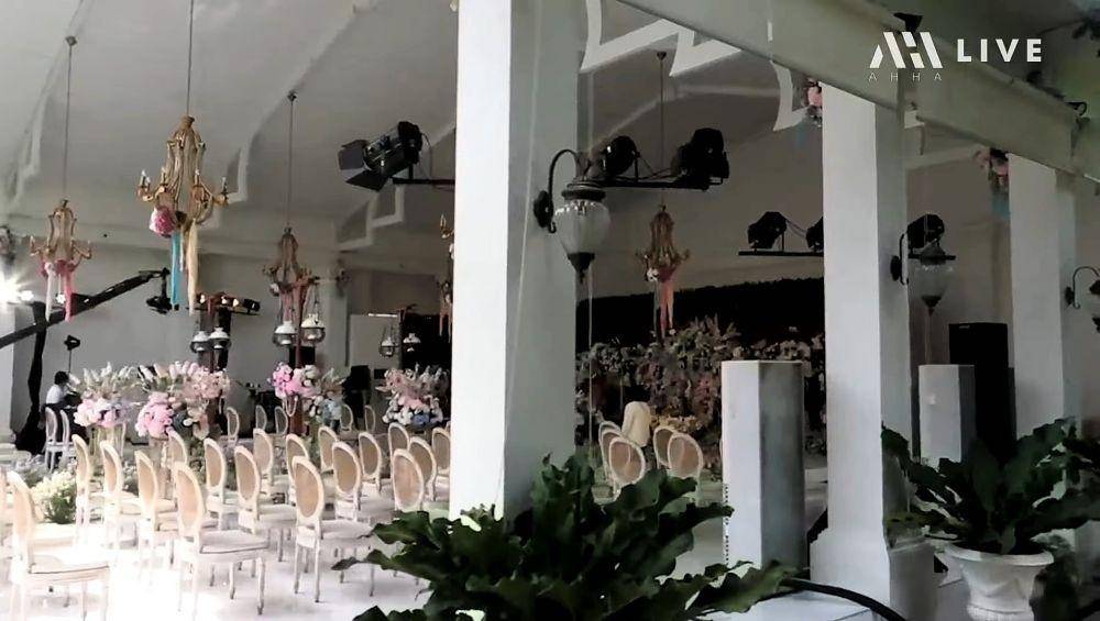 Prosesi Tedak Siten Ameena, putri dari Aurel Hermansyah dan Atta Halilintar. 25 September 2022. (YouTube/AH)