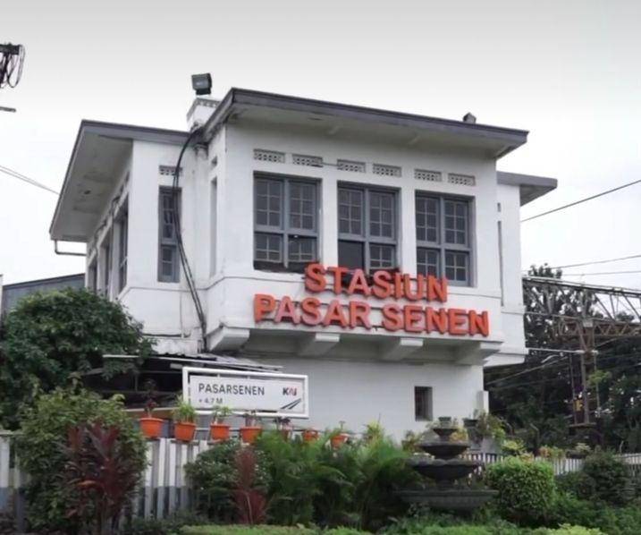 Stasiun Pasar Senen (instagram.com/kai121_)