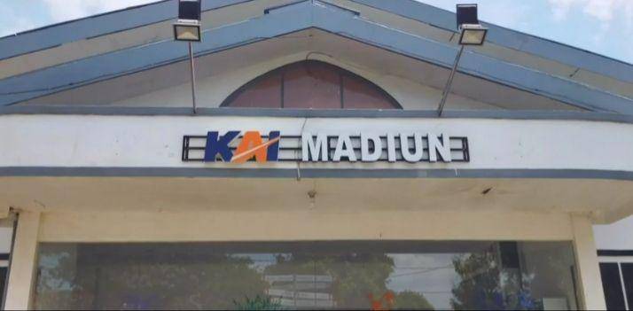Stasiun Madiun (YouTube.com/Laili Davi)