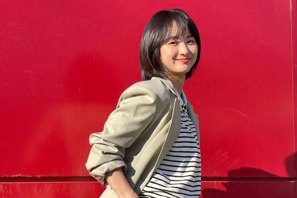 10 Harga Fashion Item Won Jin Ah di KDrama Unicorn, Office Look!