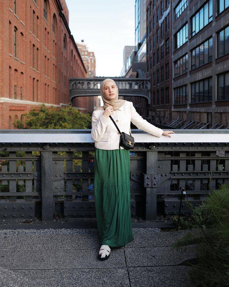 potret OOTD Dwi Handa saat liburan di New York (instagram.com/dwihandaanda)