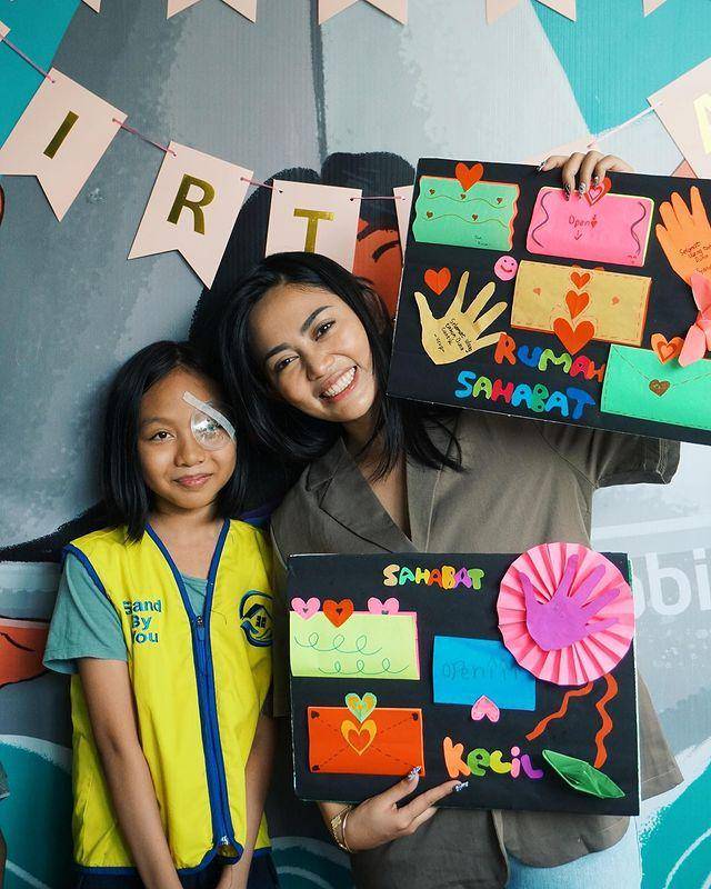 Perayaan ulang tahun Rachel di Rumah Singgah (instagram.com/rachelvennya)