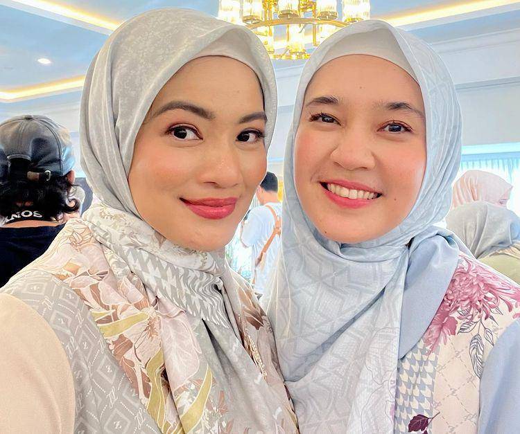 Potret tamu di acara launching kolaborasi Zaskia Sungkar dan Bella (instagram.com/titi_kamall)