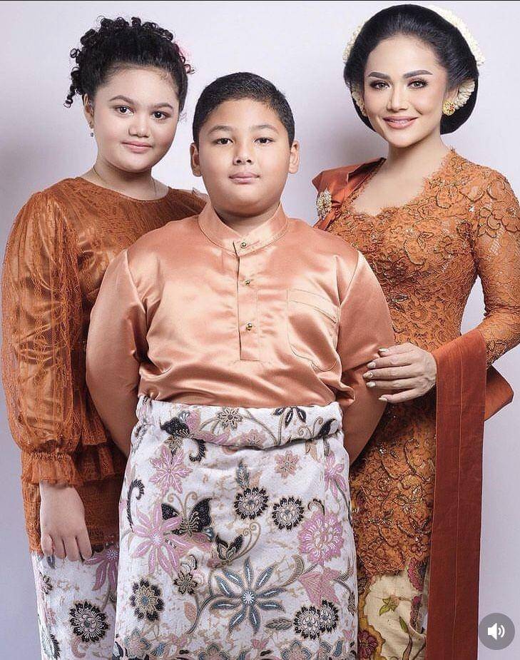 Tamu ameena (instagram.com/krisdayantilemos)