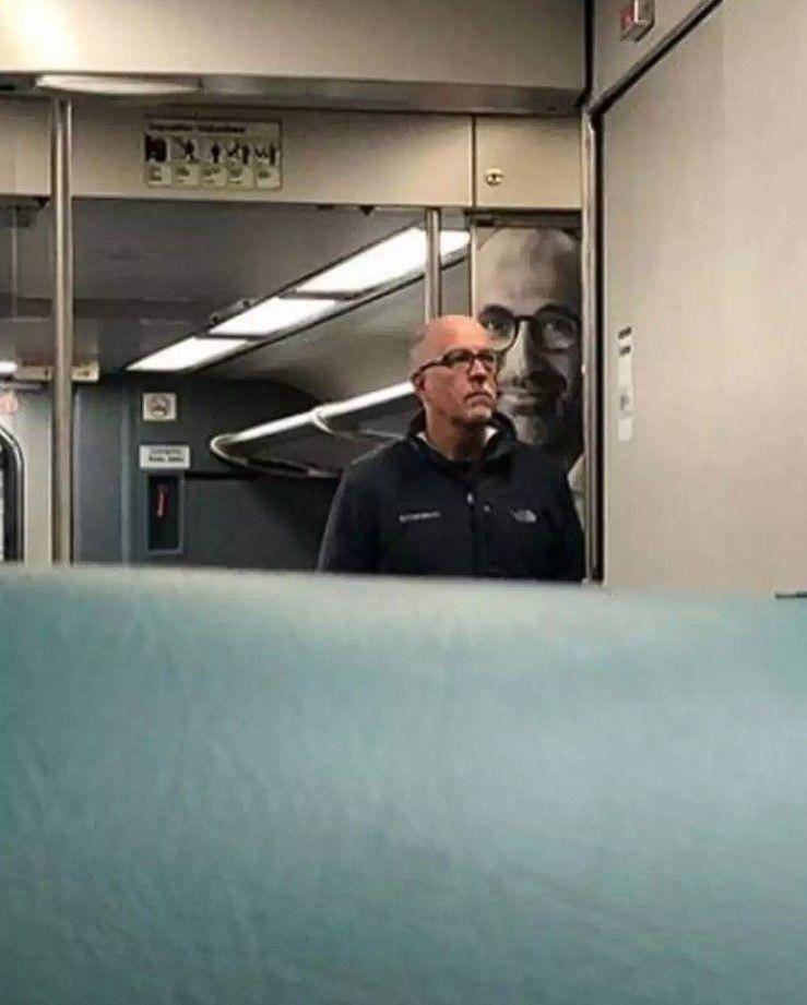 gak sengaja mirip model (instagram.com/subwaycreatures)