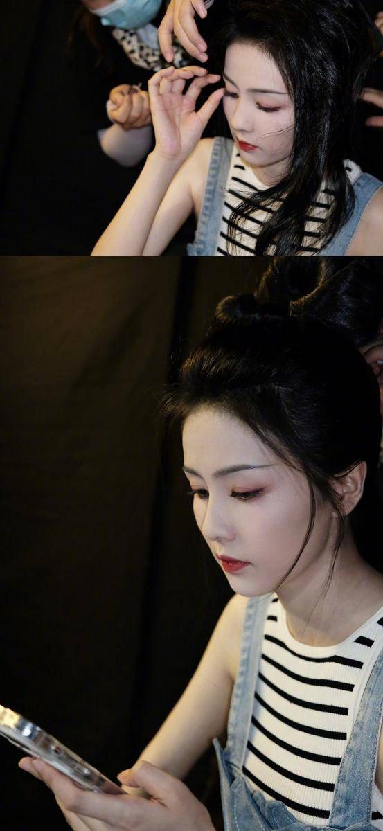 Bai Lu (weibo.com/ 白鹿my)
