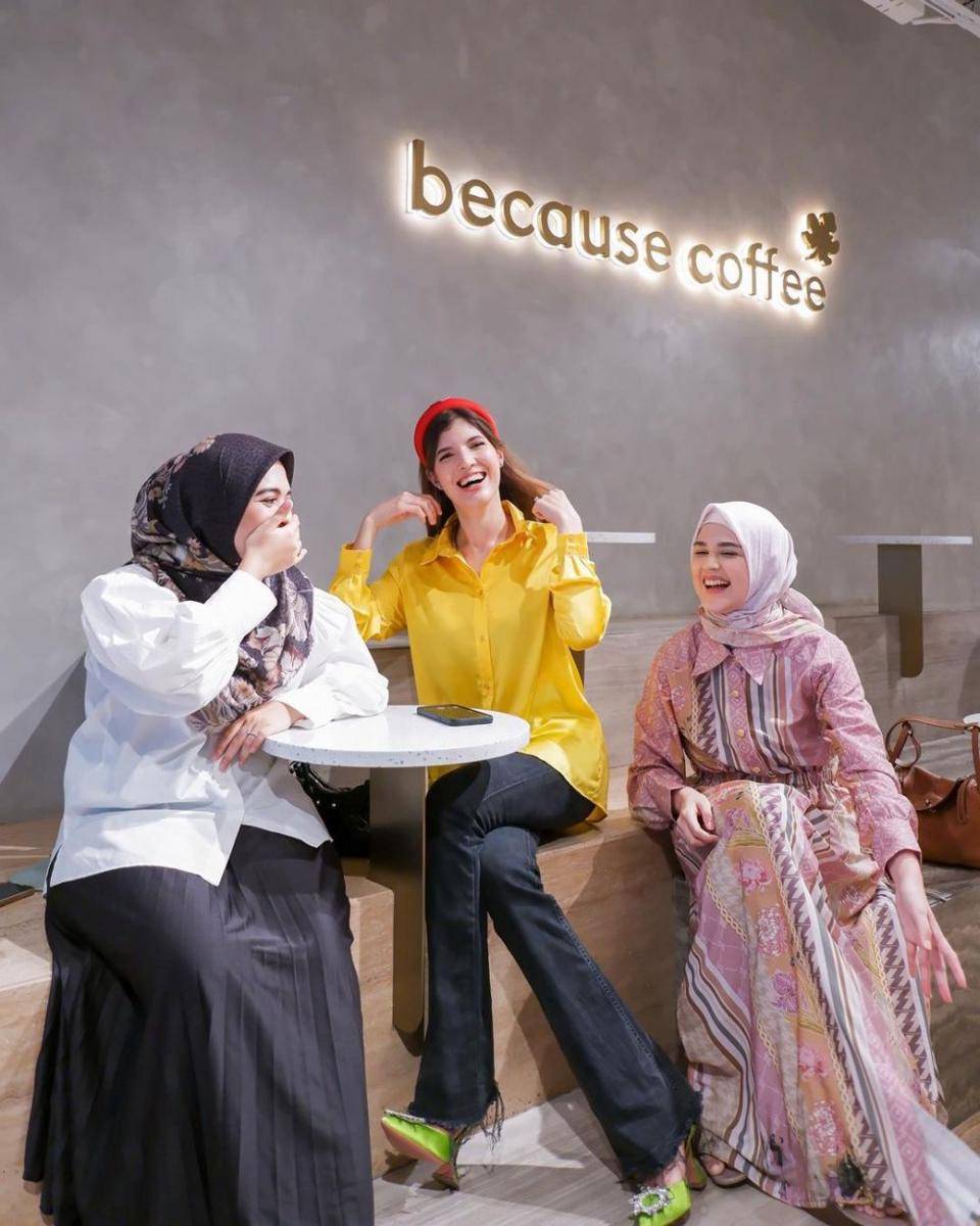 Cut Meyriska, Vebby Palwinta dan Mikaila Patritz (instagram.com/cutratumeyriska)