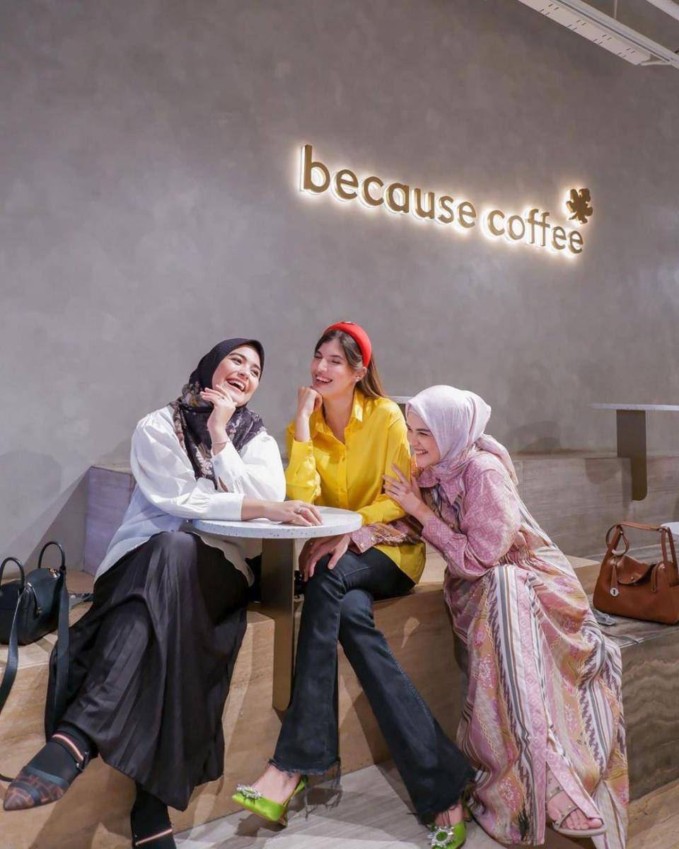 Cut Meyriska, Vebby Palwinta dan Mikaila Patritz (instagram.com/cutratumeyriska)