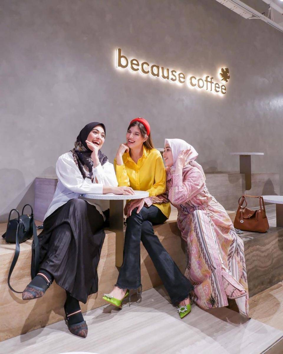 Cut Meyriska, Vebby Palwinta dan Mikaila Patritz (instagram.com/cutratumeyriska)