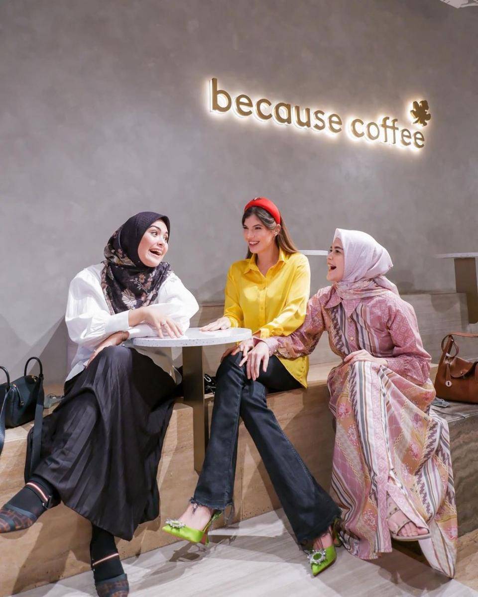 Cut Meyriska, Vebby Palwinta dan Mikaila Patritz (instagram.com/cutratumeyriska)