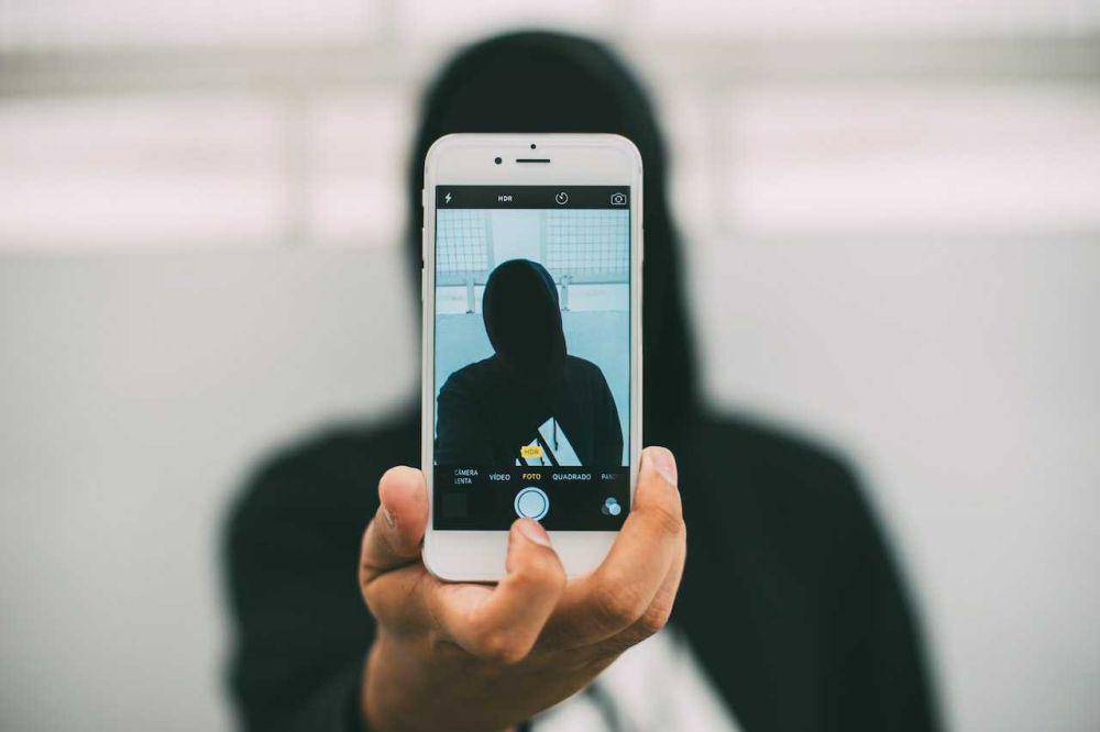 ilustrasi selfie (pexels.com/Kaique Rocha)