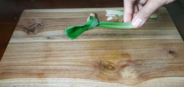 gambar beras dan bumbu nasi uduk (youtube.com/Ceceromed Kitchen )