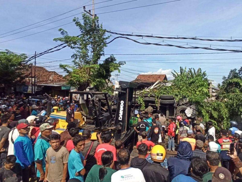 Kecelakaan di Banyuwangi. (IDN Times/ Agung Sedana)