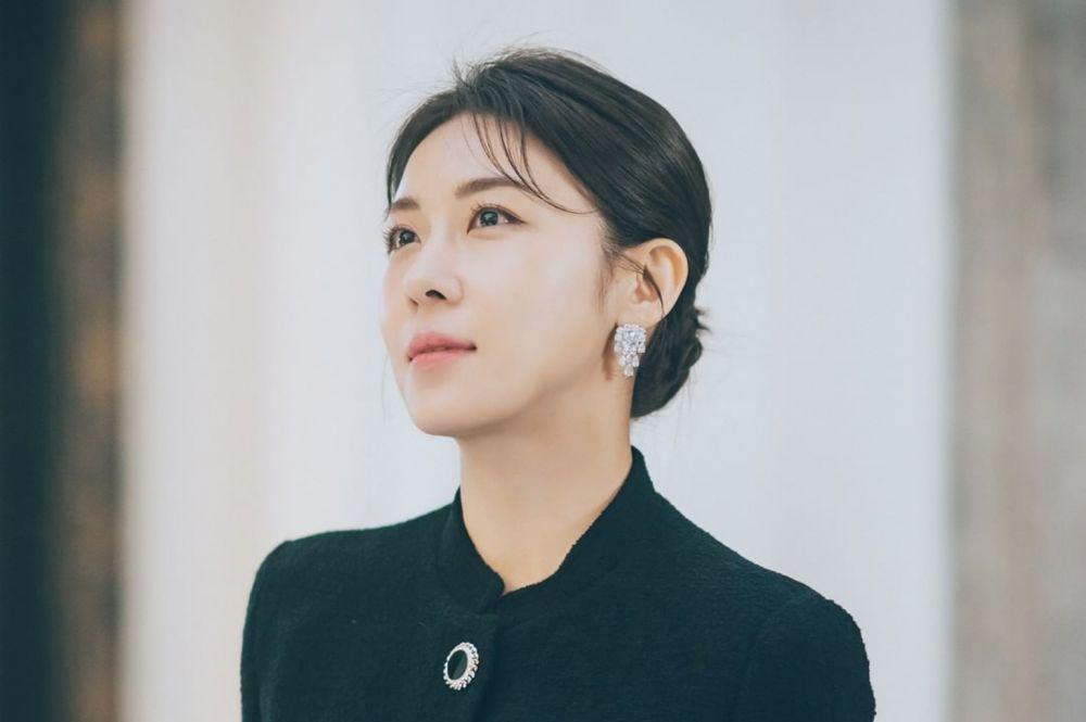 15 Still Cuts Drakor Curtain Call, Ha Ji Won Tunjukkan Pesona Berkelas