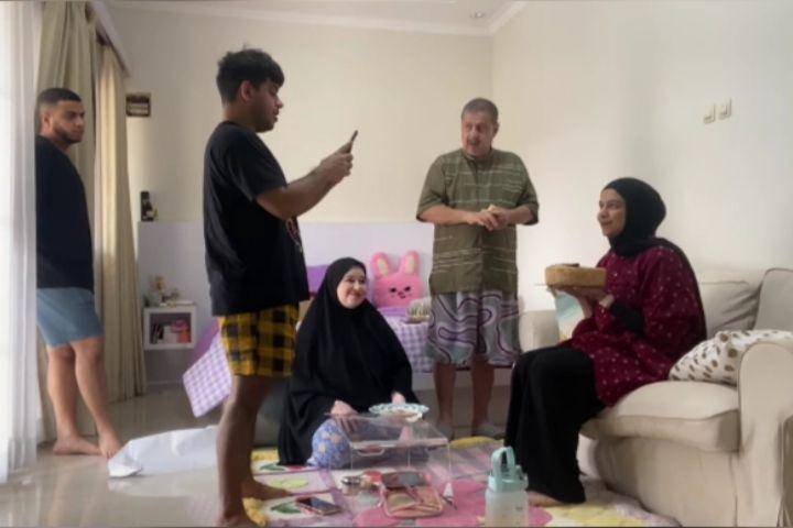 potret ultah ke-22 Dilla Jaidi (youtube.com/Fadil Jaidi)