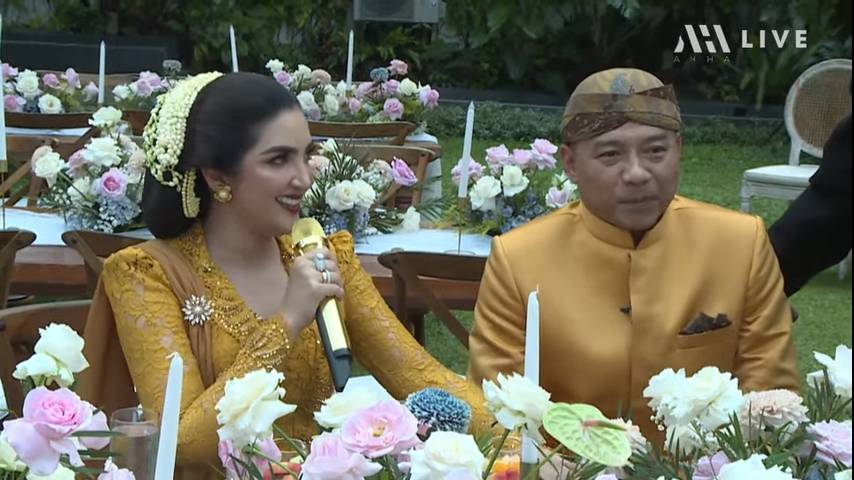 Tedak siten Ameena (Youtube.com/AH)