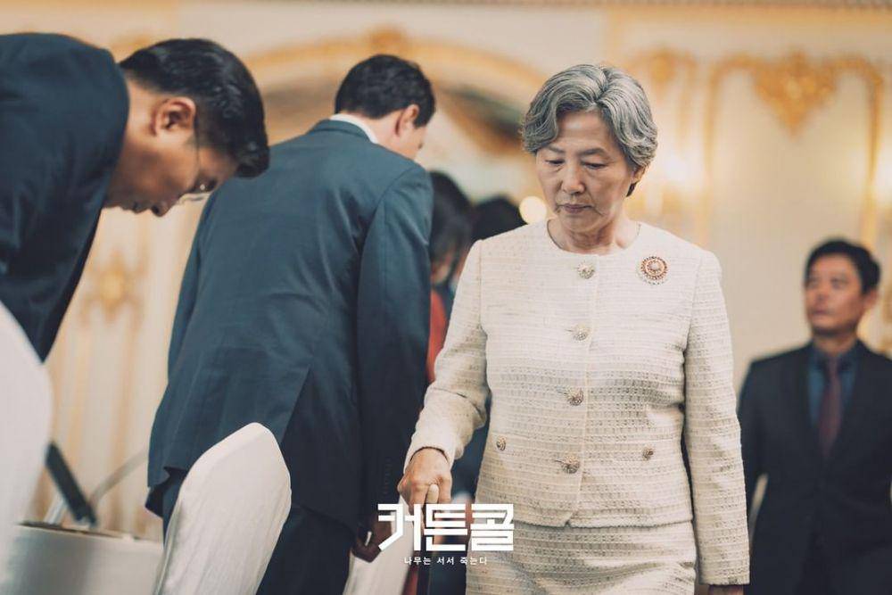 Go Doo Shim di drakor Curtain Call. (instagram.com/kbsdrama)