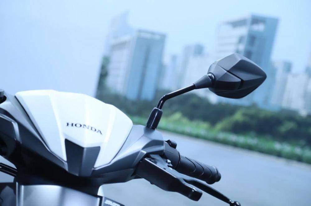 Spion New Honda Vario 125 (dok. AHM)