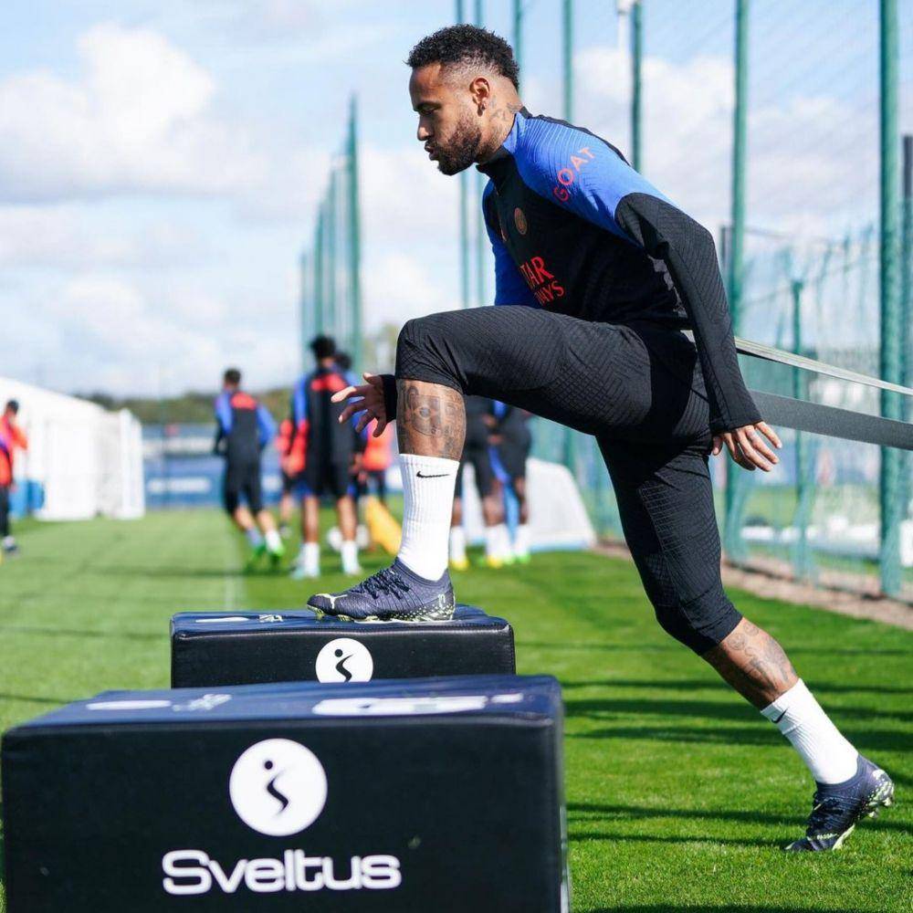Neymar Jr (twitter.com/neymarjr)