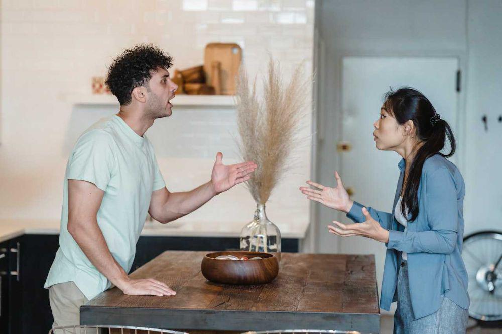 Aries Sering Putus Cinta? Ini 5 Alasan Kenapa Hubungan Mereka Gak Awet