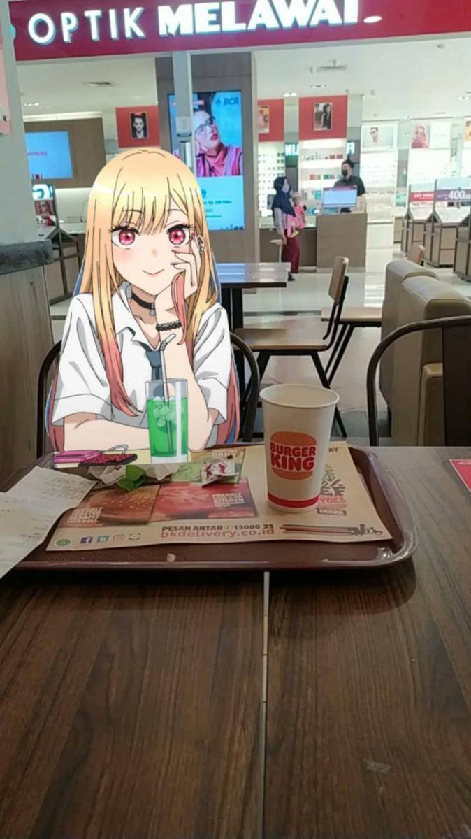 foto editan pacar anime (twitter.com/budakfastfood)