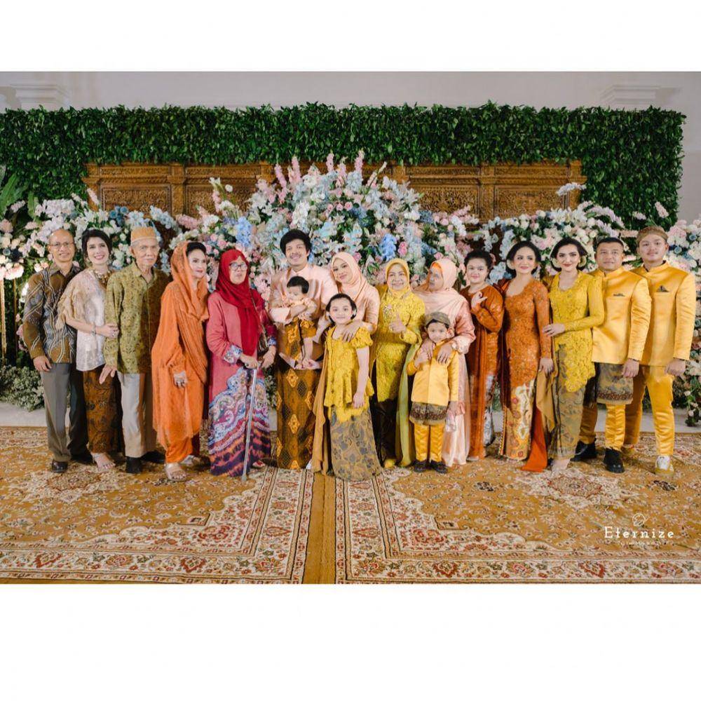 Krisdayanti dan ibunda Anang (instagram.com/attahalilintar)