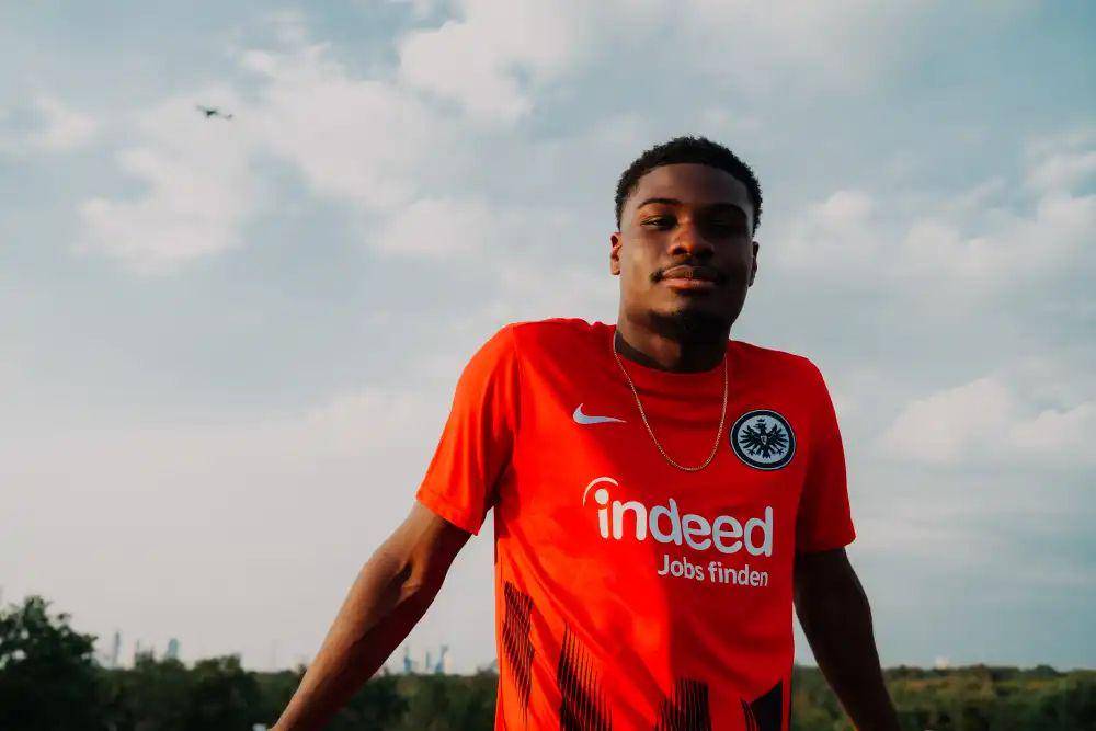 Junior Dina Ebimbe (profis.eintracht.de)