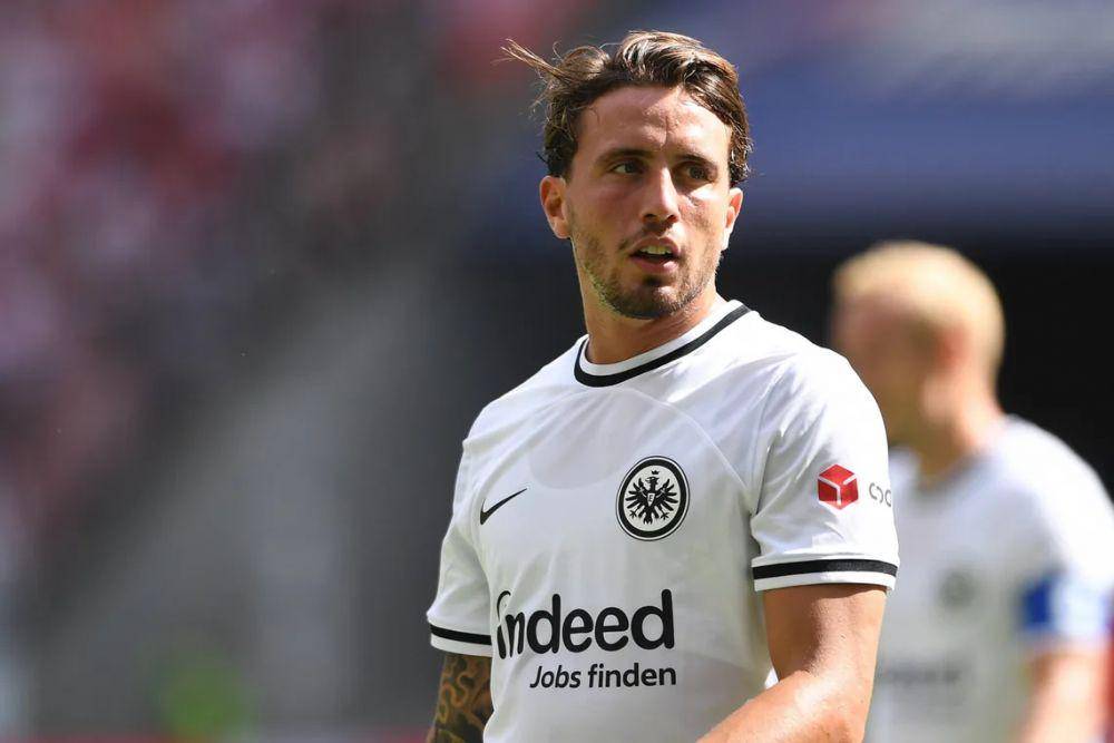 Luca Pellegrini (bundesliga.com)