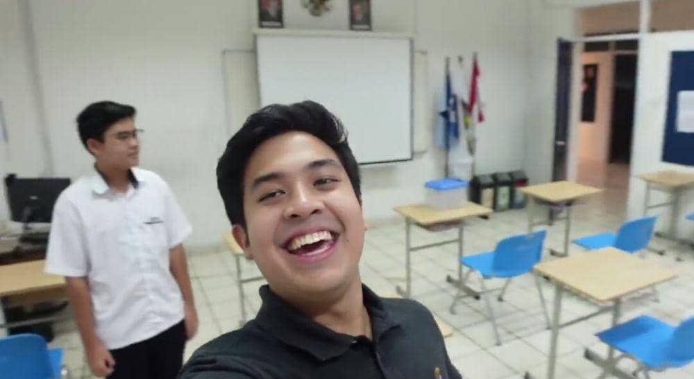 Jerome Polin seharian bikin bahagia adik. (youtube.com/Nihongo Mantappu)