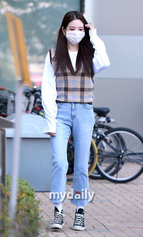 Jang Gyuri (mydaily.co.kr)