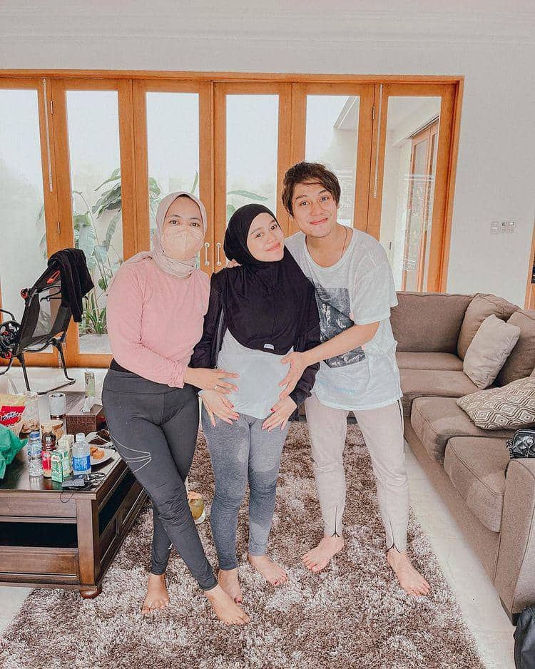 Lesti Kejora dan Rizky Billar (instagram.com/jamilatus.sadiyah)