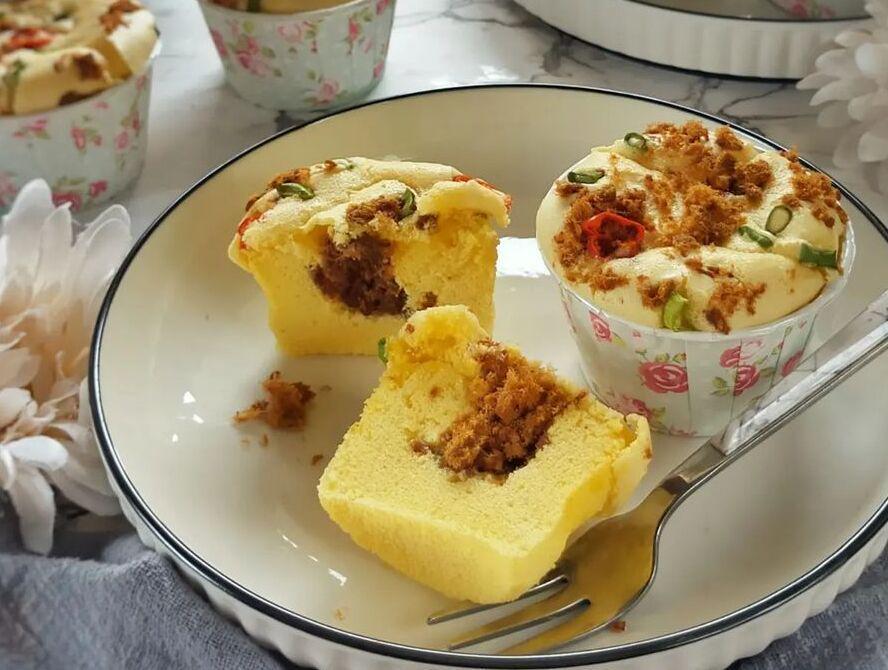 Resep Soesmaker Isi Abon yang Super Lembut dan Ringan, Anti Seret!
