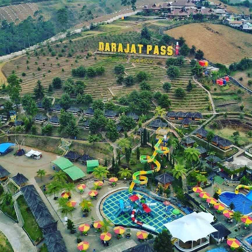Pemandian Darajat Pass di Garut
