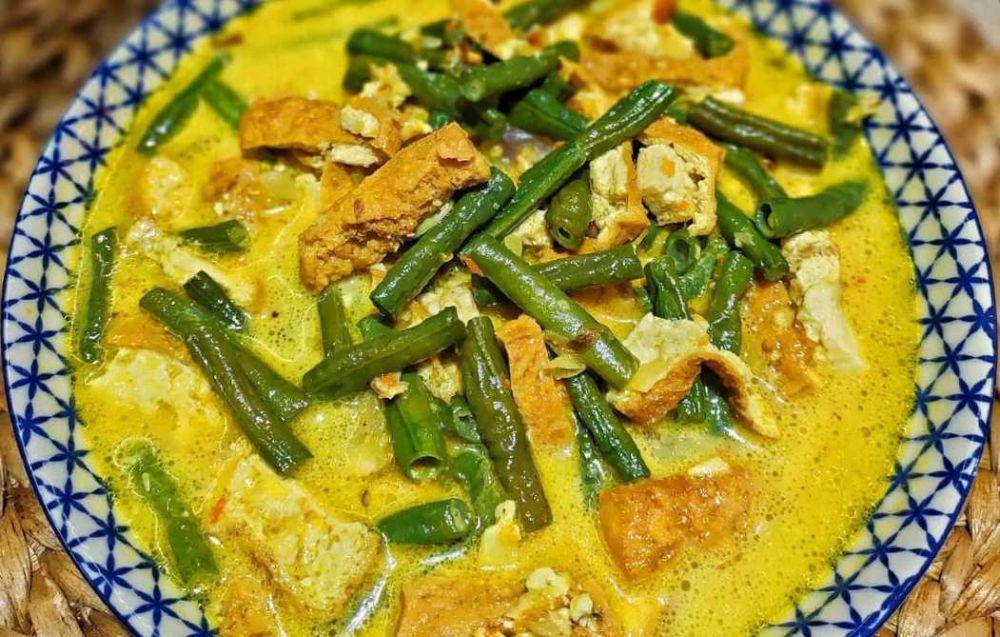 lodeh tahu kacang panjang (instagram.com/milasupradana)
