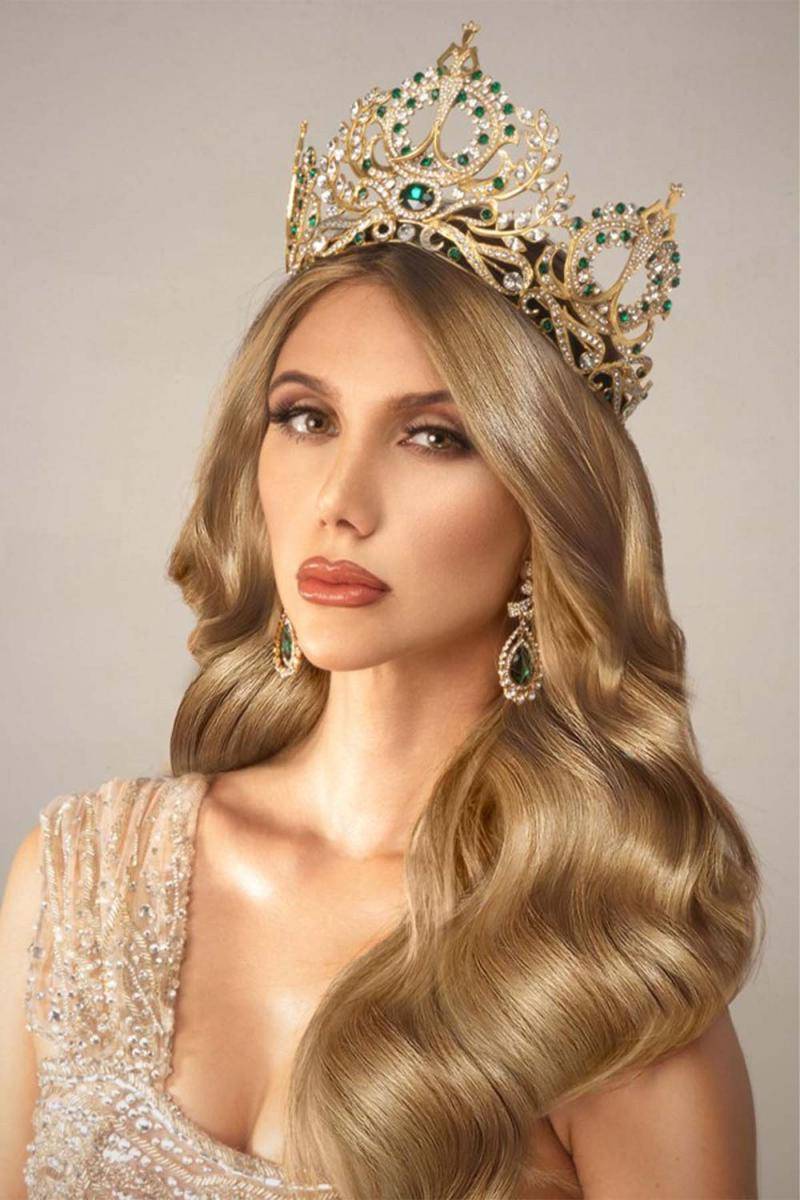 Laura Sofia de Sanctis (missgrandinternational.com)