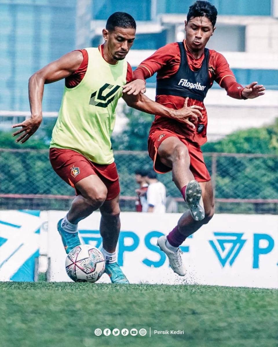Persik Kediri Usung Misi Curi 3 Poin di Kandang Barito Putera