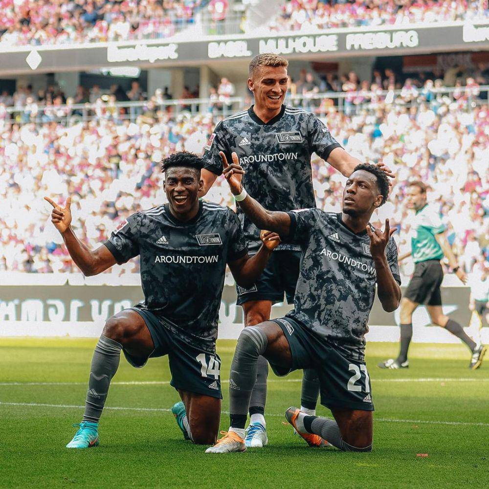 Selebrasi Sheraldo Becker bersama Taiwo Awoniyi dan Grischa Promel (instagram.com/sheraldobecker)