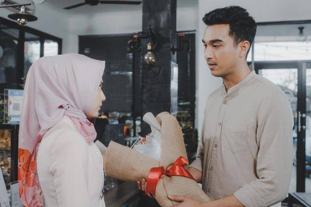 cuplikan adegan Ibrahim Risyad dan Indah Permatasari dalam 'Wedding Agreement The Series' (instagram.com/ibrhmrsyd)