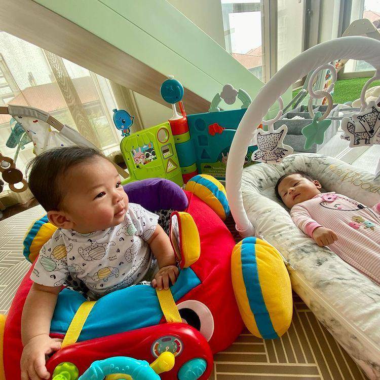 Baby Izz dan Mikaila (instagram.com/yorafebrina)