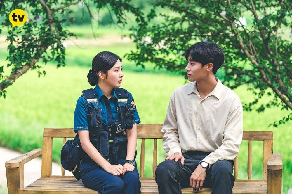 cuplikan KDrama Once Upon A Small Town (instagram.com/kakaotv.official)